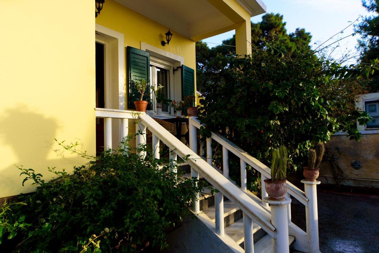 Jasmine Of Poseidonia Apartment Posidhonia  Ngoại thất bức ảnh