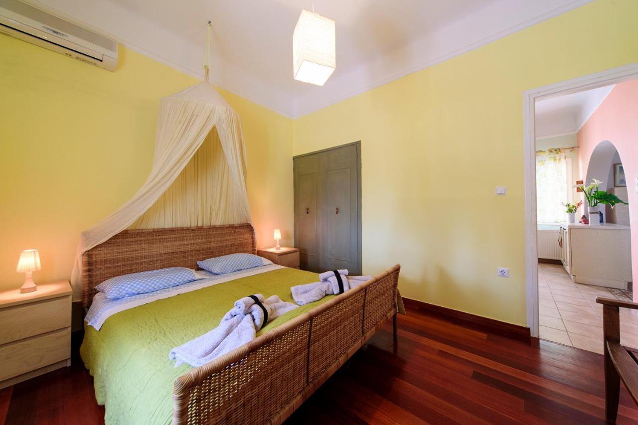 Jasmine Of Poseidonia Apartment Posidhonia  Ngoại thất bức ảnh