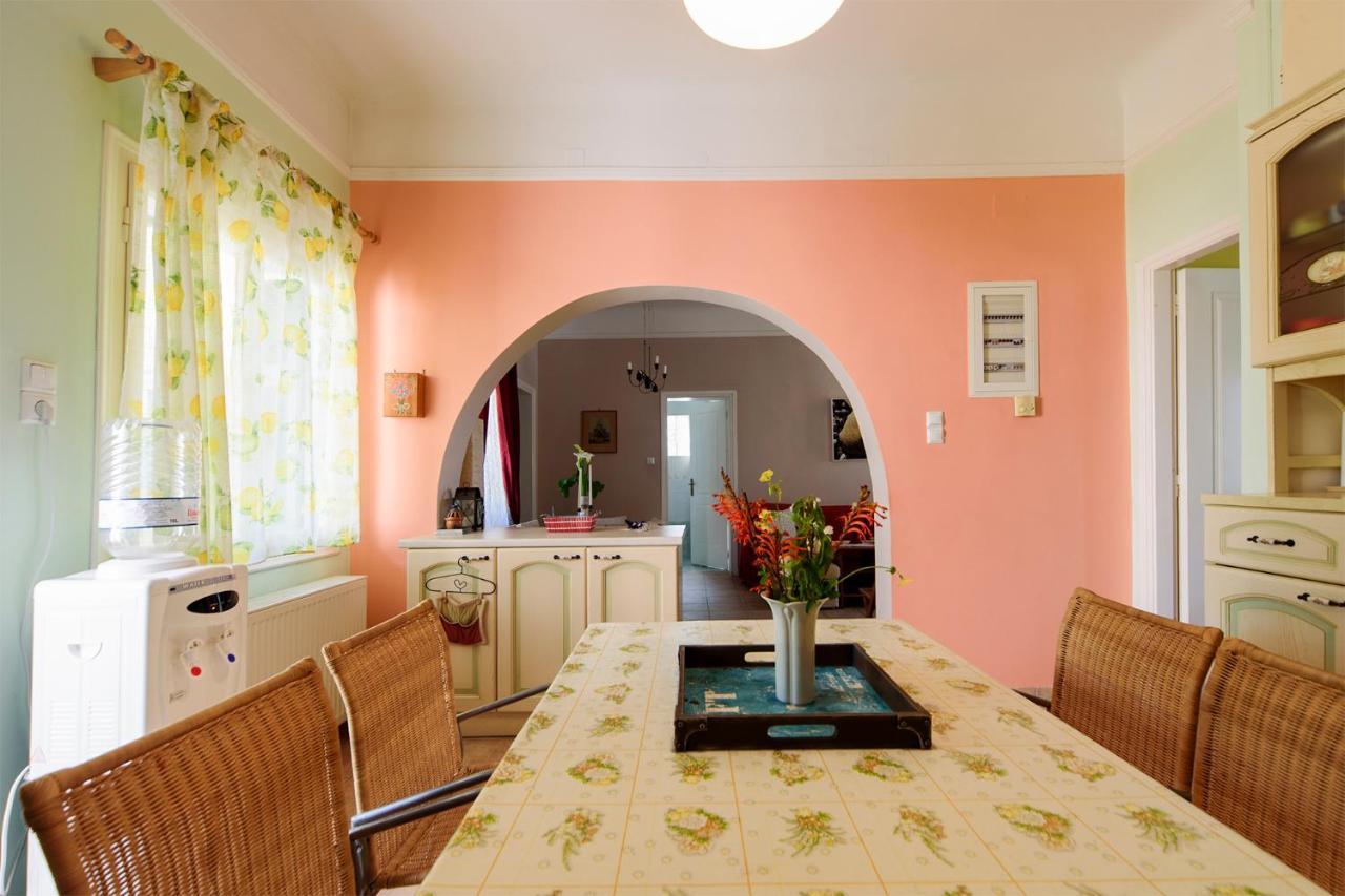 Jasmine Of Poseidonia Apartment Posidhonia  Ngoại thất bức ảnh