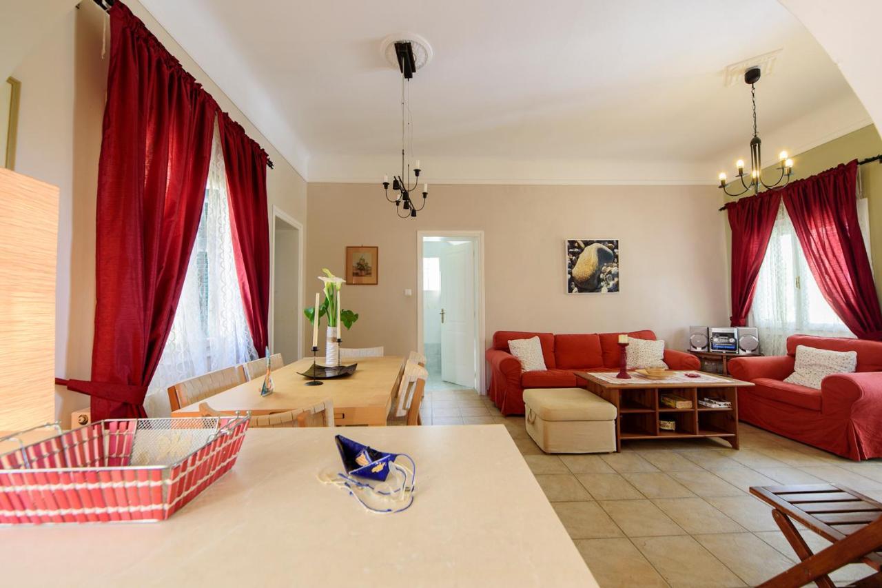 Jasmine Of Poseidonia Apartment Posidhonia  Ngoại thất bức ảnh