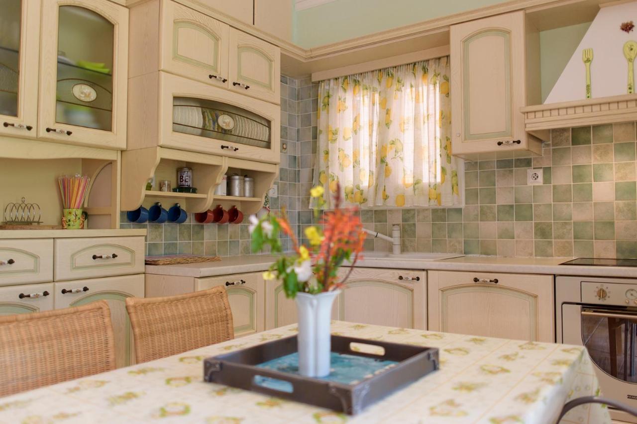 Jasmine Of Poseidonia Apartment Posidhonia  Ngoại thất bức ảnh